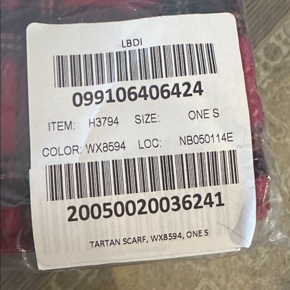 JCrew Plaid scarf in Italian wool - Picture 3 of 3